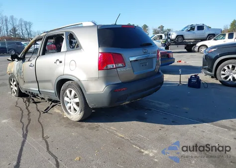 2013 Kia Sorento Lx z USA, uszkodzony, nr VIN 5XYKT4A60DG400120